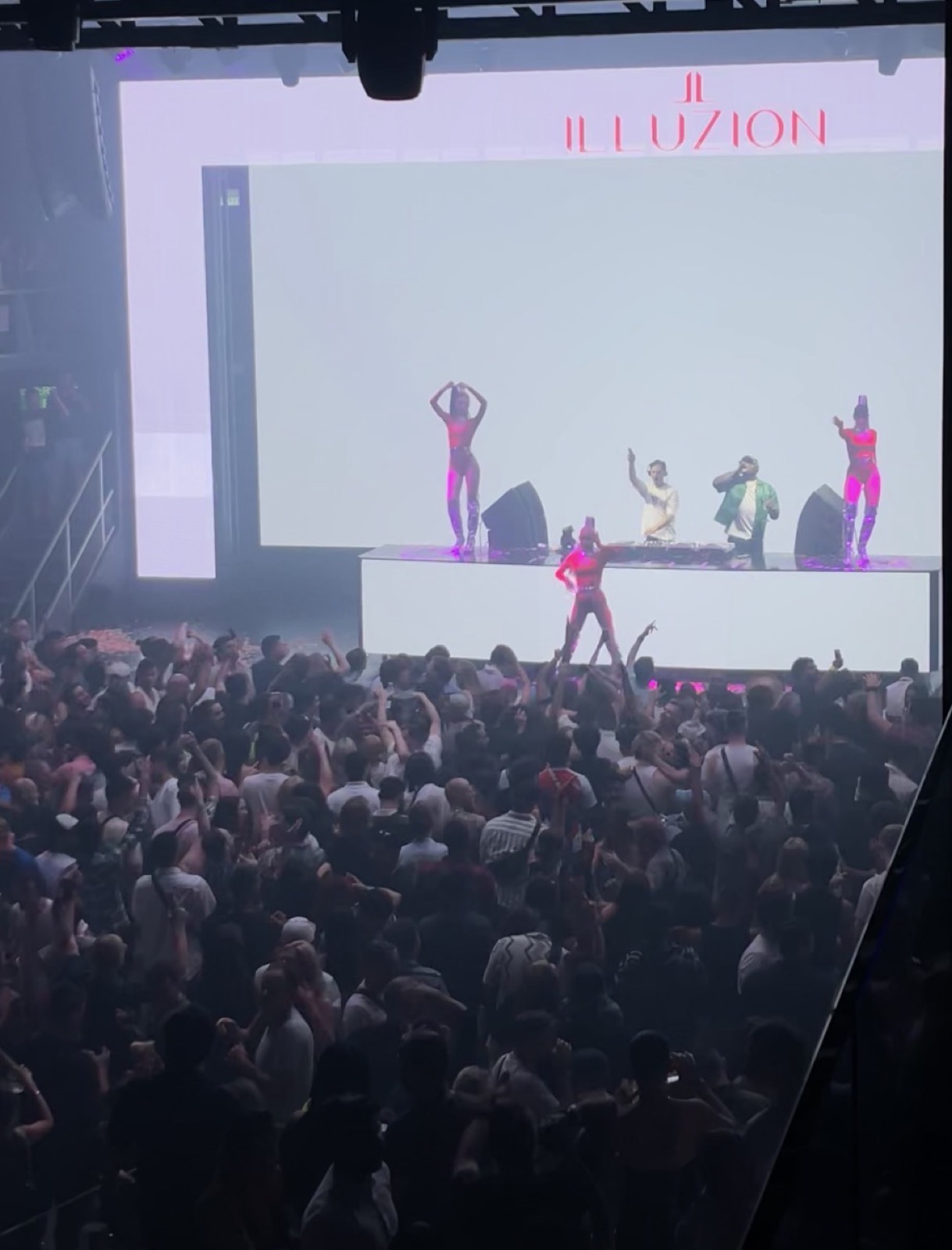 Illuzion nightclub, Patong