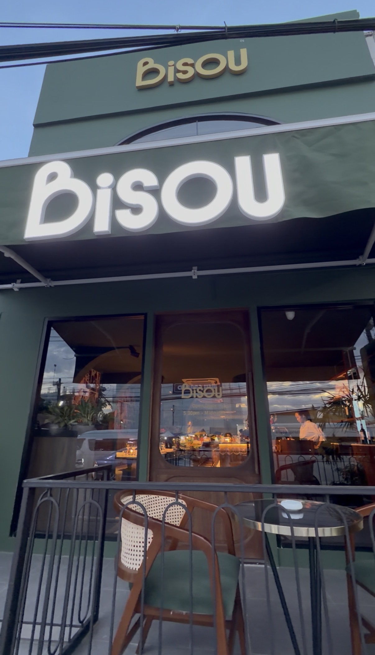 Bisou restaurant storefront, Bang Tao